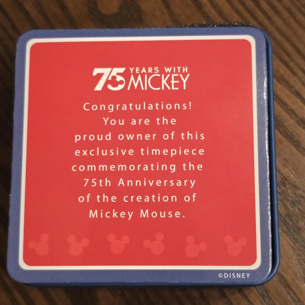 2002 Vintage Avon Disney Mickey Mouse  Watch New In Tin Box-Stainless Back - Picture 3 of 7